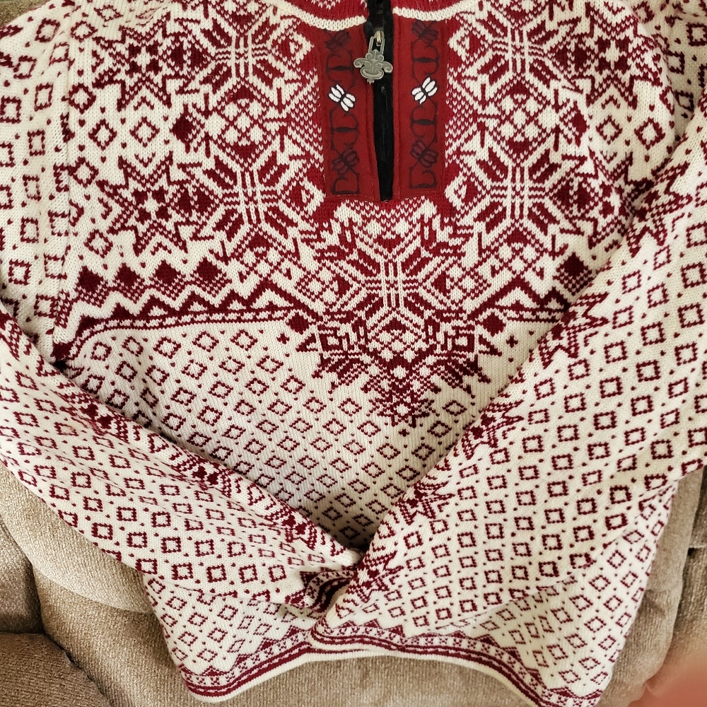Dale of Norway cranberry and cream sweater 1/4 zip